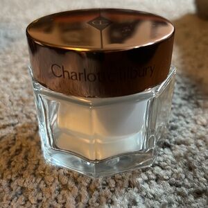 Charlotte Tilbury Magic Cream Moisturizer with Hyaluronic Acid